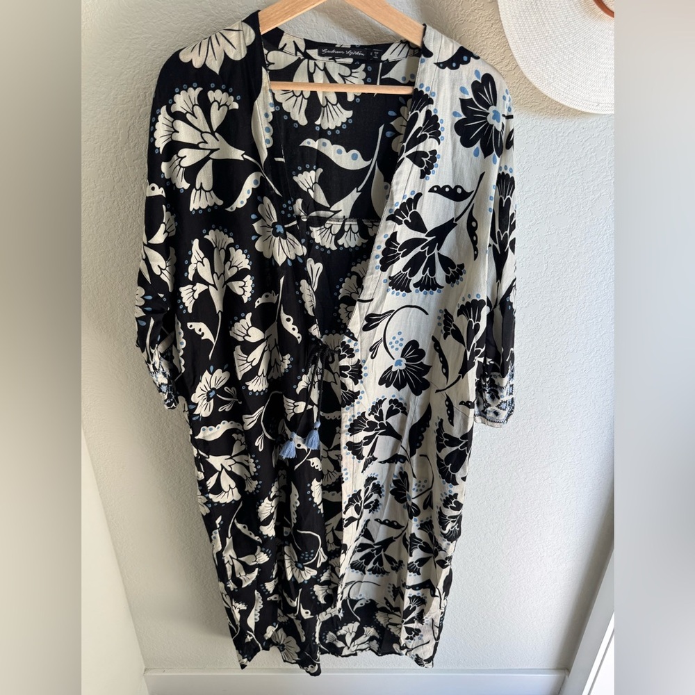 Gudrun Sjödén Black and White Floral Kimono